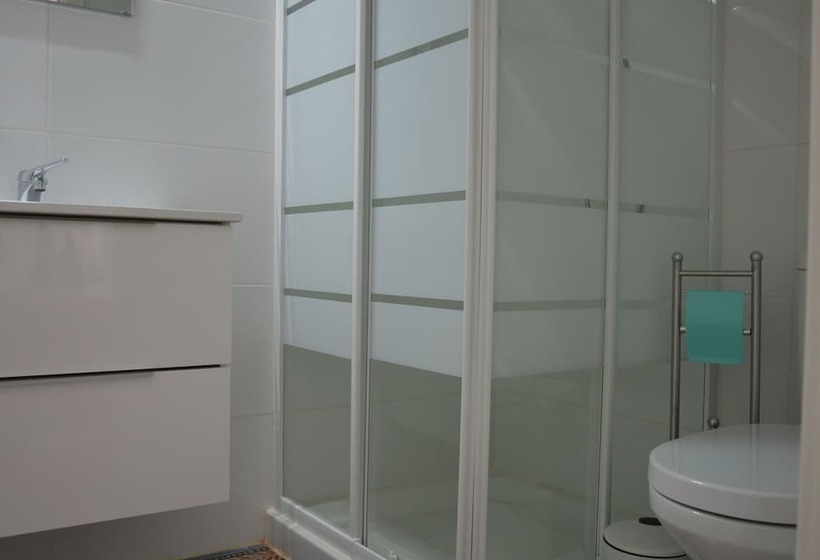 اتاق استاندارد, Baron Faro Guest House