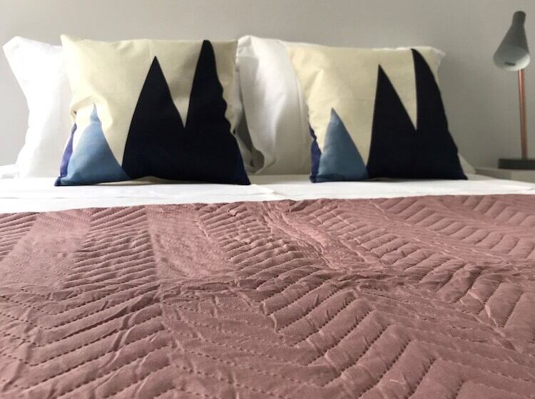 اتاق استاندارد, Baron Faro Guest House