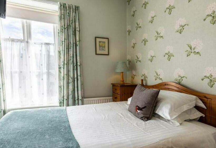 スタンダードルーム, Dorchester House