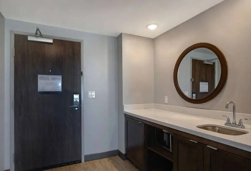 Standard-studio Parivuode, Hampton Inn Santa Fe South