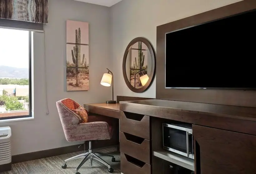 Standard-huone 2 Parivuodetta, Hampton Inn Santa Fe South