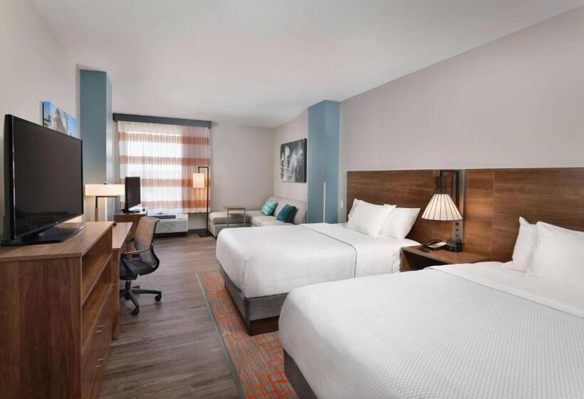 身障者適用スタンダードルーム, La Quinta Inn & Suites By Wyndham Wisconsin Dells Lake Delton