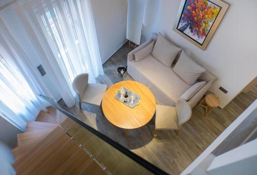 سوئیت 2 خوابه, Villa Vilielmini