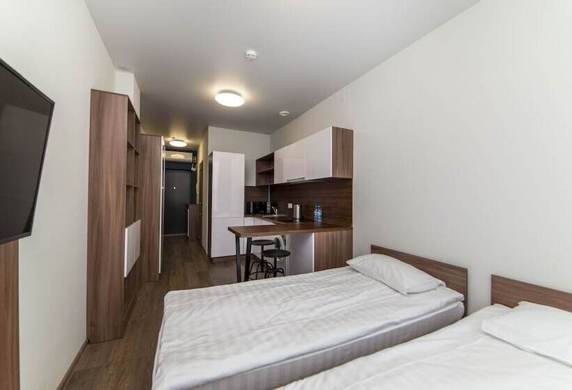 إستوديو قياسى, Radius Central House