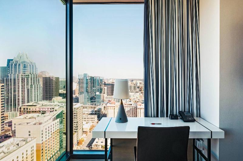 스탠다드 룸 킹사이즈 침대, Austin Marriott Downtown