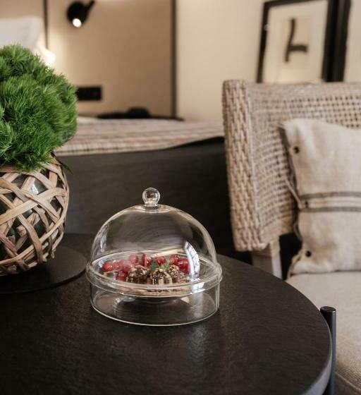 اتاق لوکس, Can Ferrereta