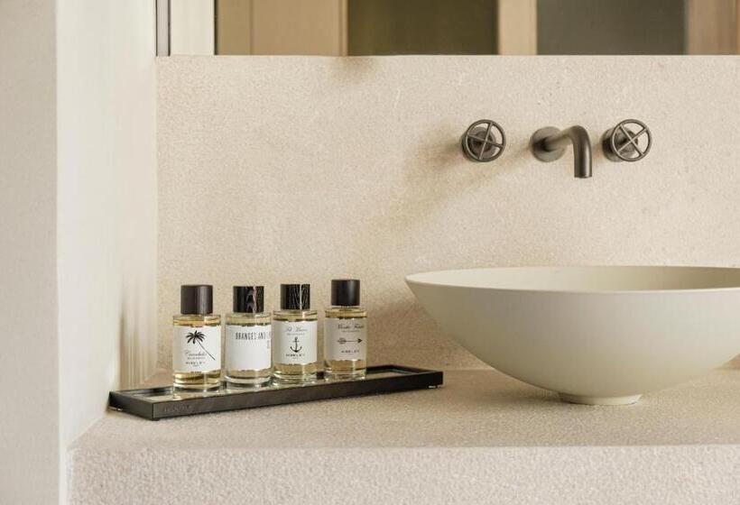 سوییت با استخر, Can Ferrereta