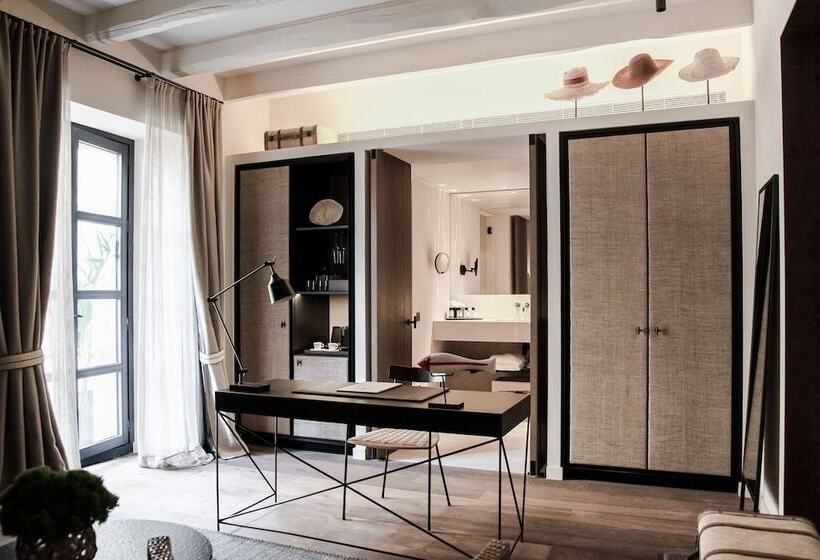 اتاق لوکس, Can Ferrereta