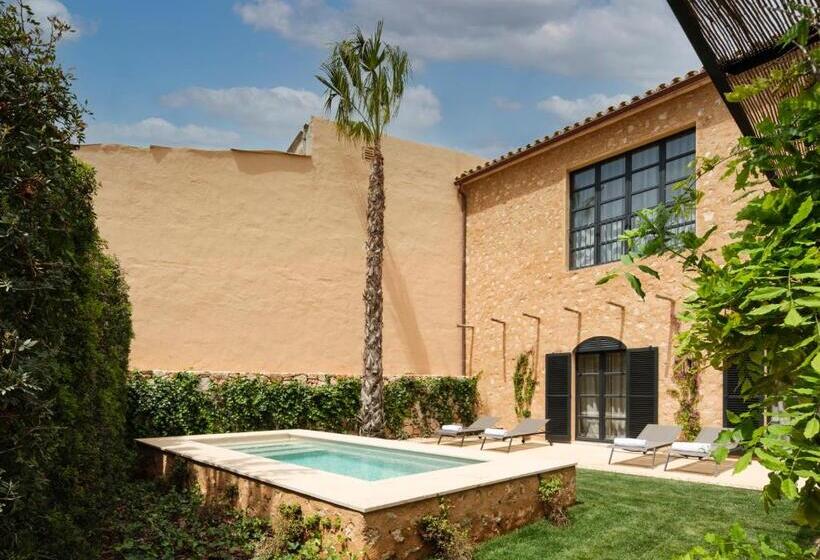 سوییت با استخر, Can Ferrereta