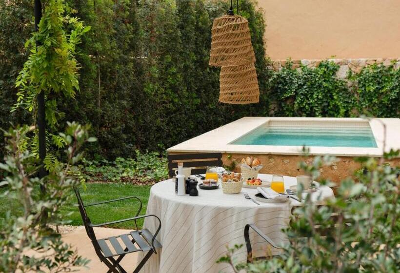 سوییت با استخر, Can Ferrereta