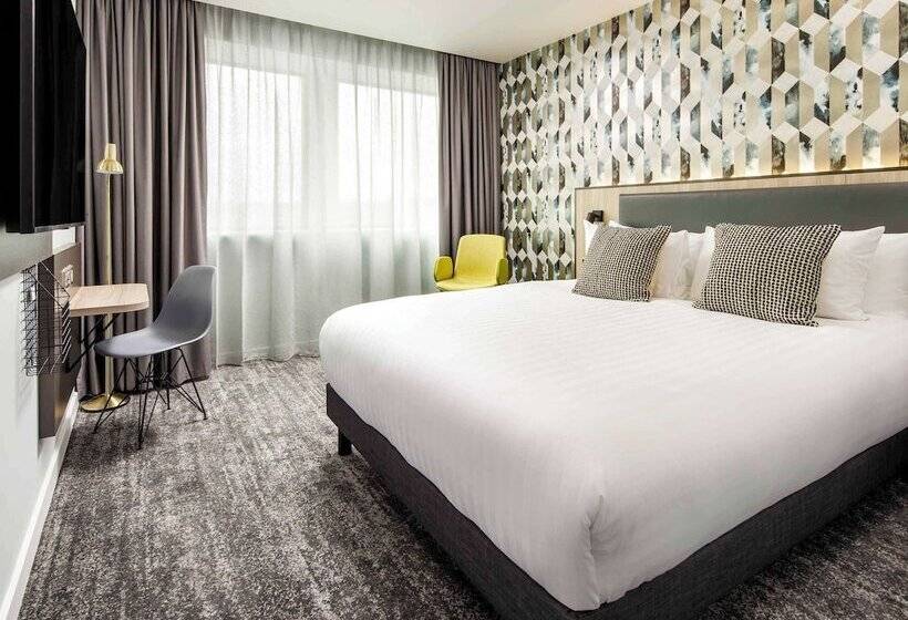 클래식 룸 더블 침대, Mercure Newport