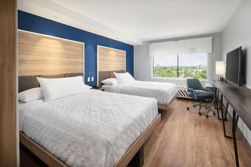 Номер Стандарт Адаптированный для Инвалидов, Tru By Hilton Ft. Lauderdale Airport
