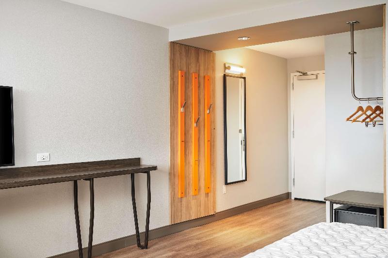 장애인을 위한 킹사이즈 침대 스탠다드 룸, Tru By Hilton Ft. Lauderdale Airport