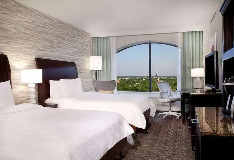 اتاق استاندارد با تخت دو نفره بزرگ برای معلولان, Tru By Hilton Ft. Lauderdale Airport