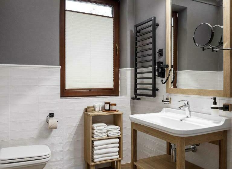 سوییت لوکس, Aparthotel Cristina