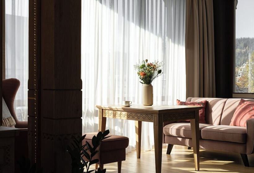 Deluxe Room Mountain View, Aparthotel Cristina