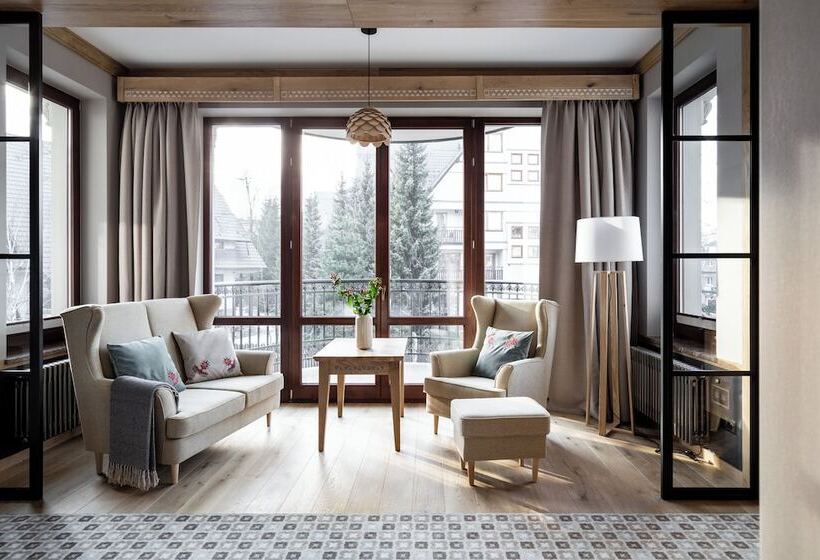 Deluxe Room Mountain View, Aparthotel Cristina