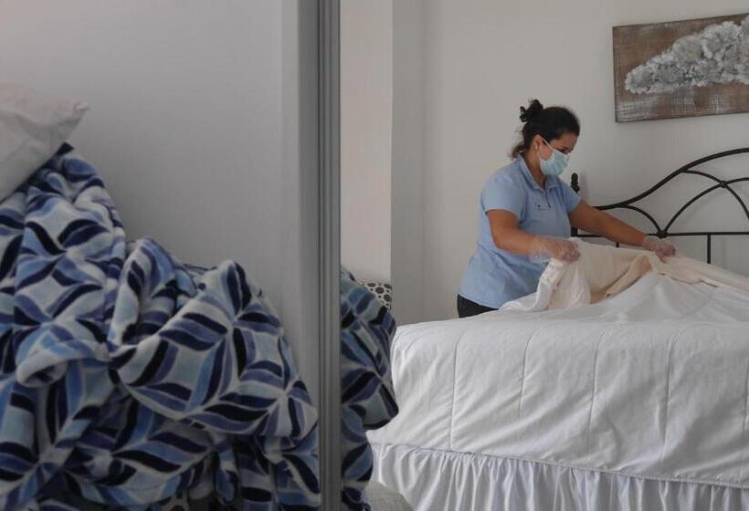 اتاق استاندارد, Garoupas Inn