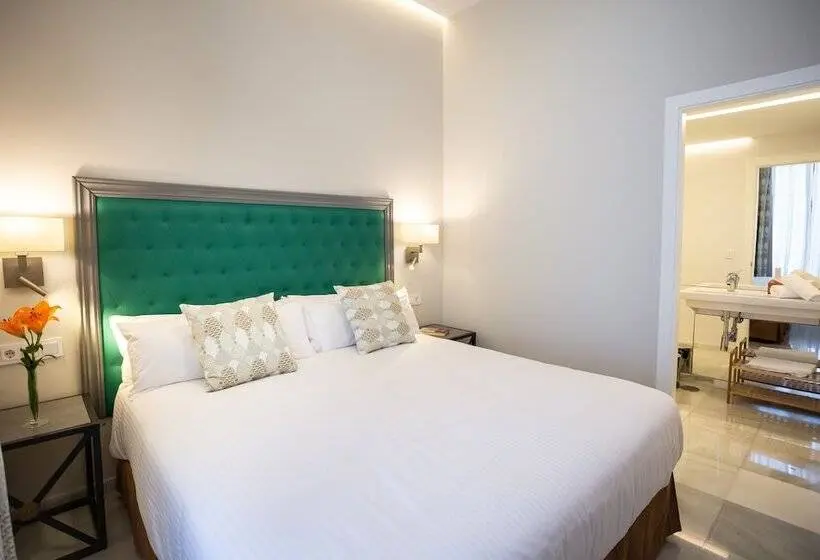 استودیوی لوکس, Plazuela Del Carbón Suites