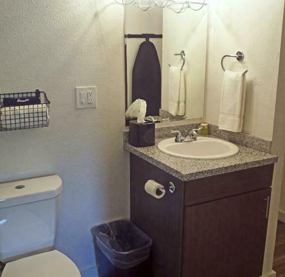 اتاق استاندارد, Hillside Crossing Nashville A Ramada By Wyndham