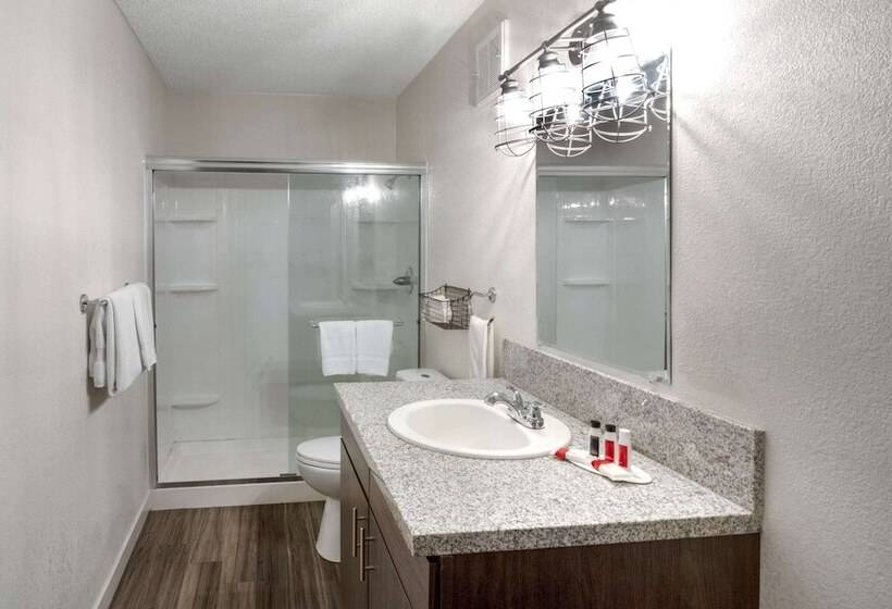 Quarto Estandar 2 Camas Casal, Hillside Crossing Nashville A Ramada By Wyndham