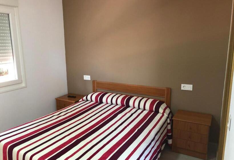 חדר סטנדרט נוף להרים, Hostal Montreal