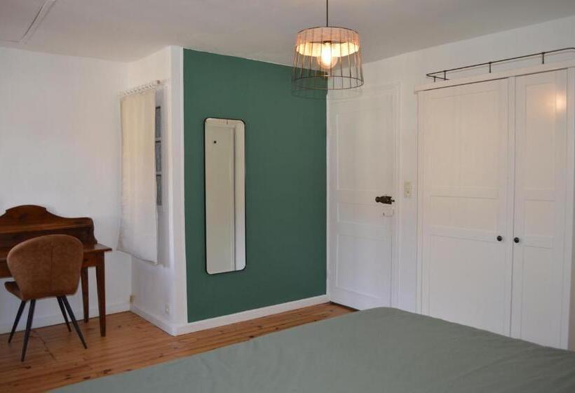 בית, 2 חדרי שינה, J&g House