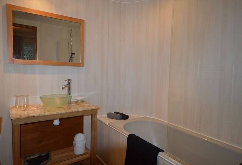 חדר סטנדרט, J&g House