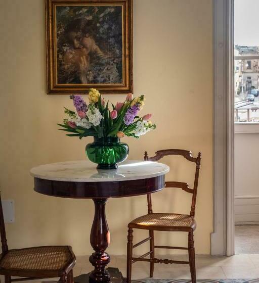 חדר דלוקס לשלושה, Palazzo Garzia   Dimora Storica