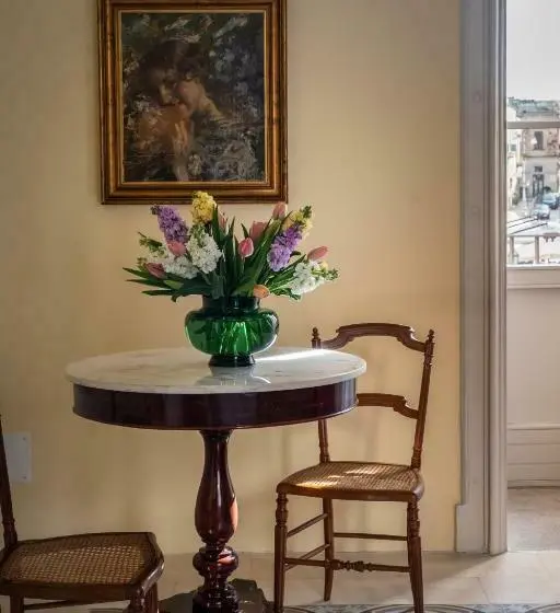 デラックストリプルルーム, Palazzo Garzia Dimora Storica