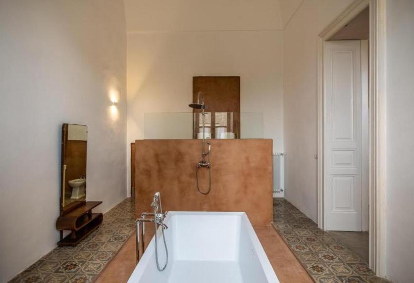 חדר דלוקס לשלושה, Palazzo Garzia   Dimora Storica