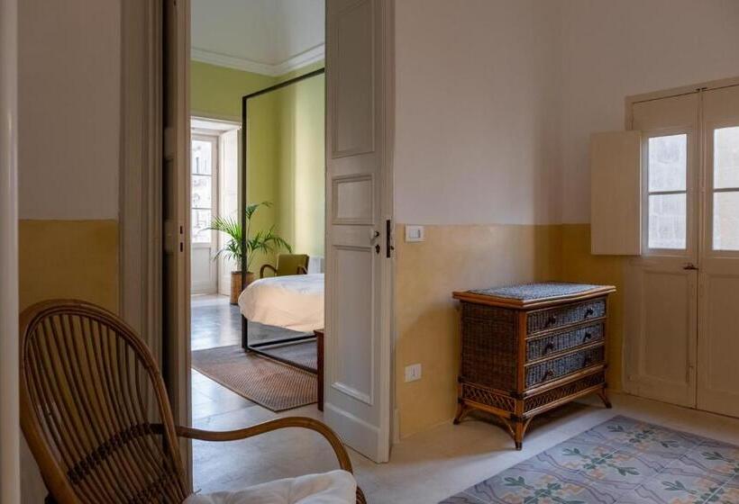 חדר סטנדרט עם מיטת קינג, Palazzo Garzia   Dimora Storica