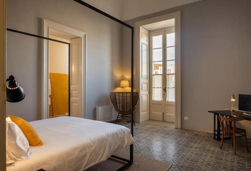 חדר דלוקס עם מרפסת, Palazzo Garzia   Dimora Storica