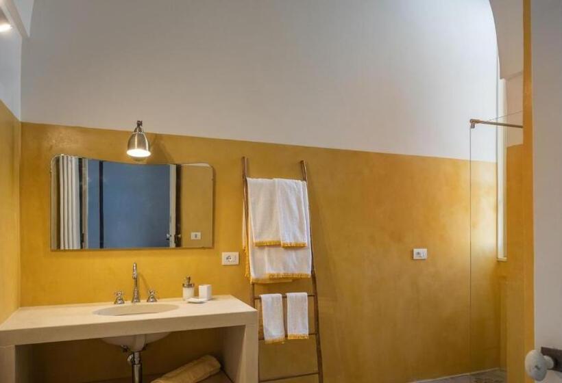 חדר דלוקס עם מרפסת, Palazzo Garzia   Dimora Storica