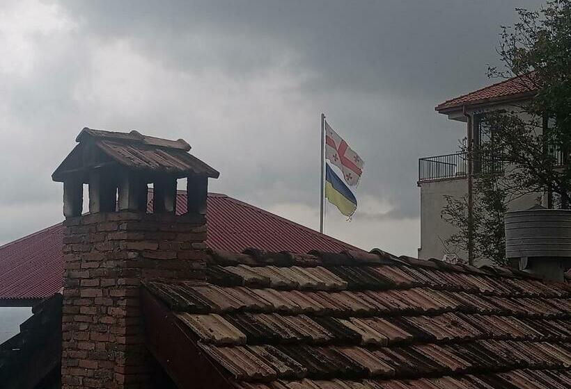 اتاق لوکس, Kanudosi