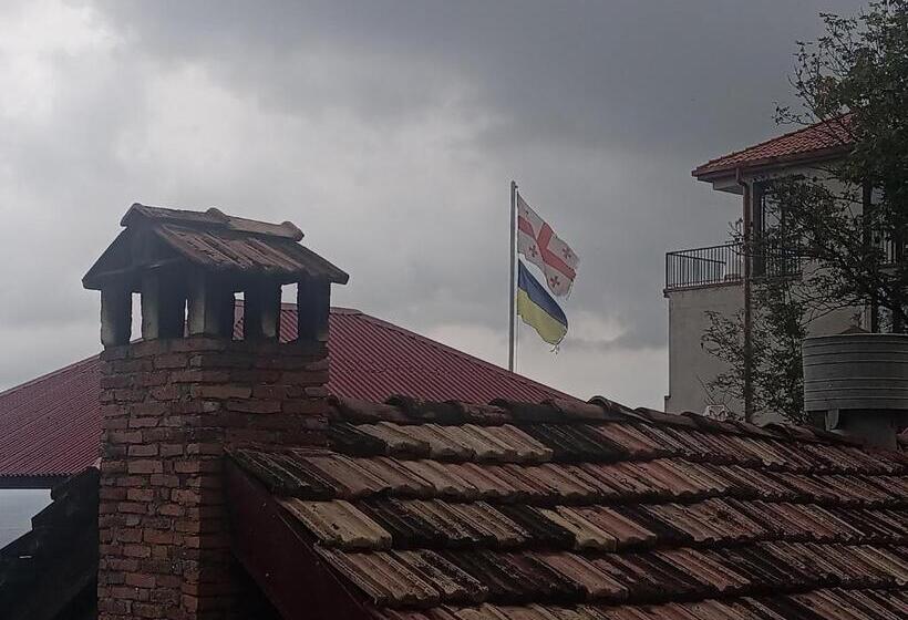 اتاق لوکس سه تخته, Kanudosi