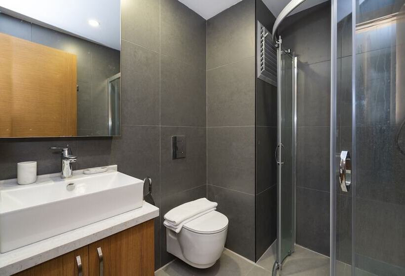 سوییت لوکس, Veranda Suites