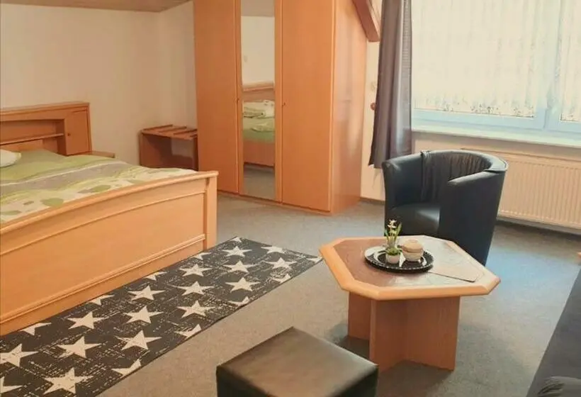 Perhehuone, Landhotel Heidkrug