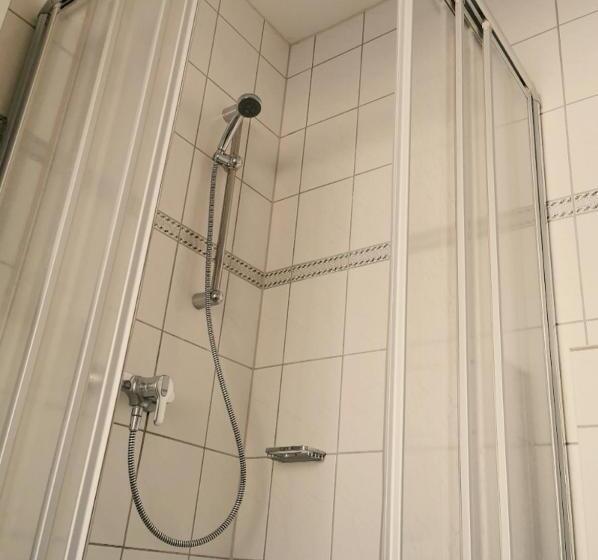 经济房, Landhotel Heidkrug