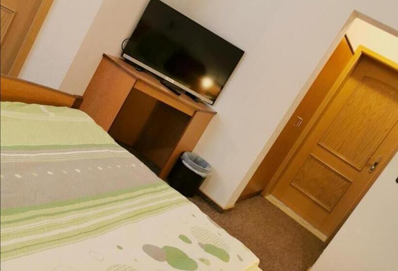 经济房, Landhotel Heidkrug