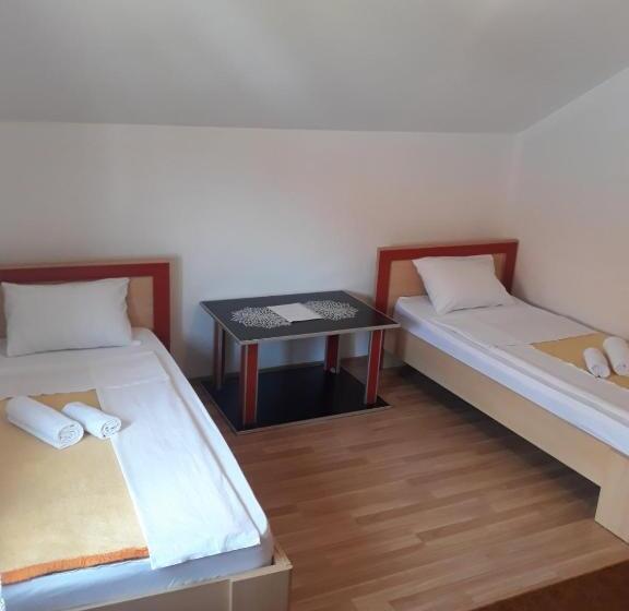 스탠다드 룸, Hostel Vera   Airport Podgorica