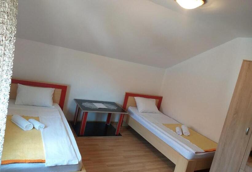 스탠다드 룸, Hostel Vera   Airport Podgorica
