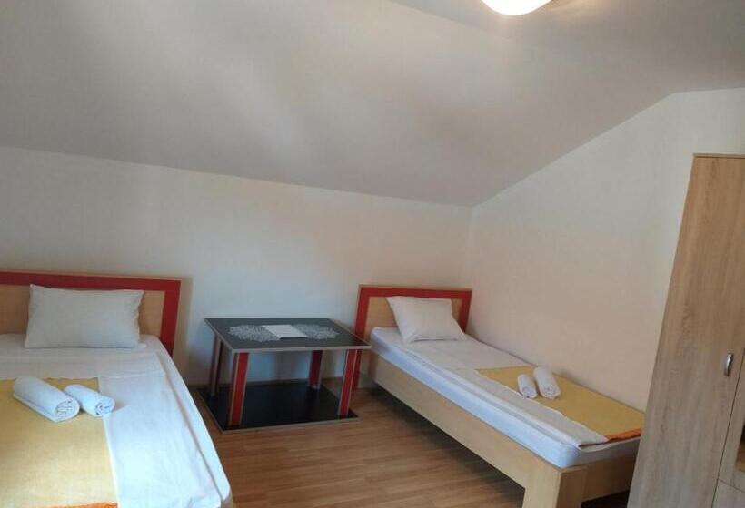 스탠다드 룸, Hostel Vera   Airport Podgorica