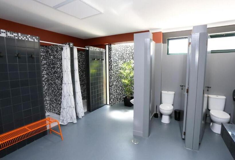 اتاق استاندارد با سرویس بهداشتی مشترک, Hi Setubal Pousada De Juventude Hostel