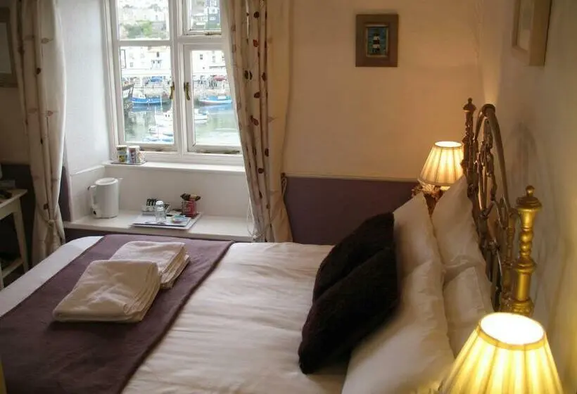 キングサイズベッドのスタンダードルーム, Sampford Harbour Side Guest House