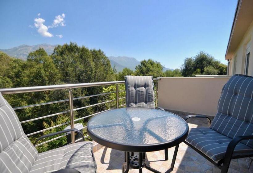 اتاق استاندارد با بالکن, Neðo Apartments Brda