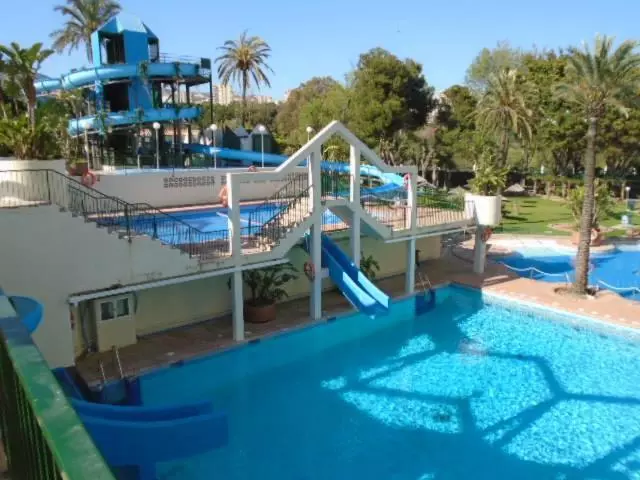 استودیوی استاندارد با چشم‌انداز دریا, Benal Beach