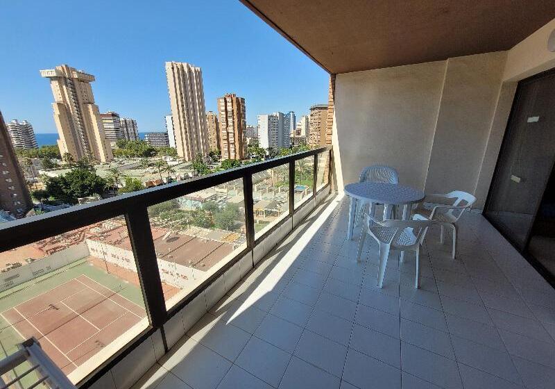 דירת חדר, Gemelos II-IV