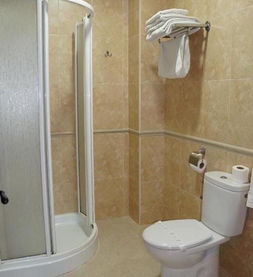 家庭间, Hostal La Conileña