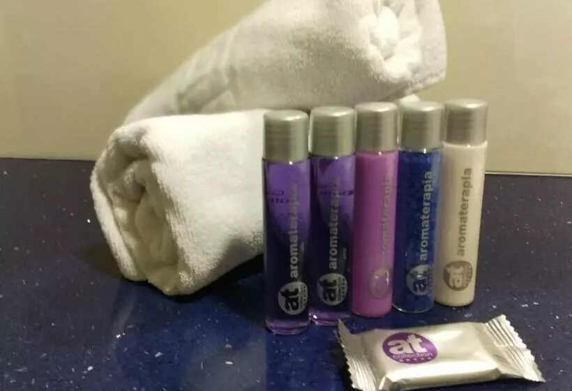 Chambre Familiale, Cleopatra Spa